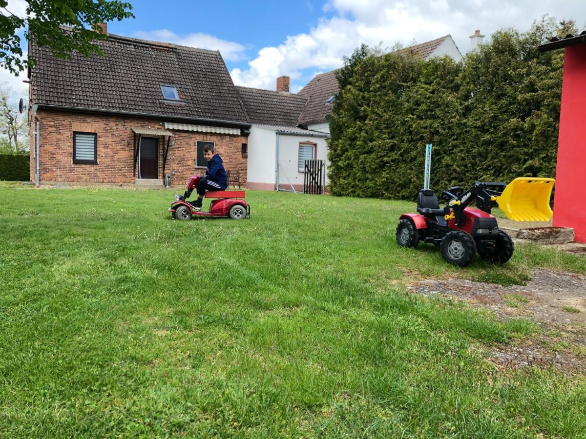 Ferienhaus Biene Wartin Bagian luar foto
